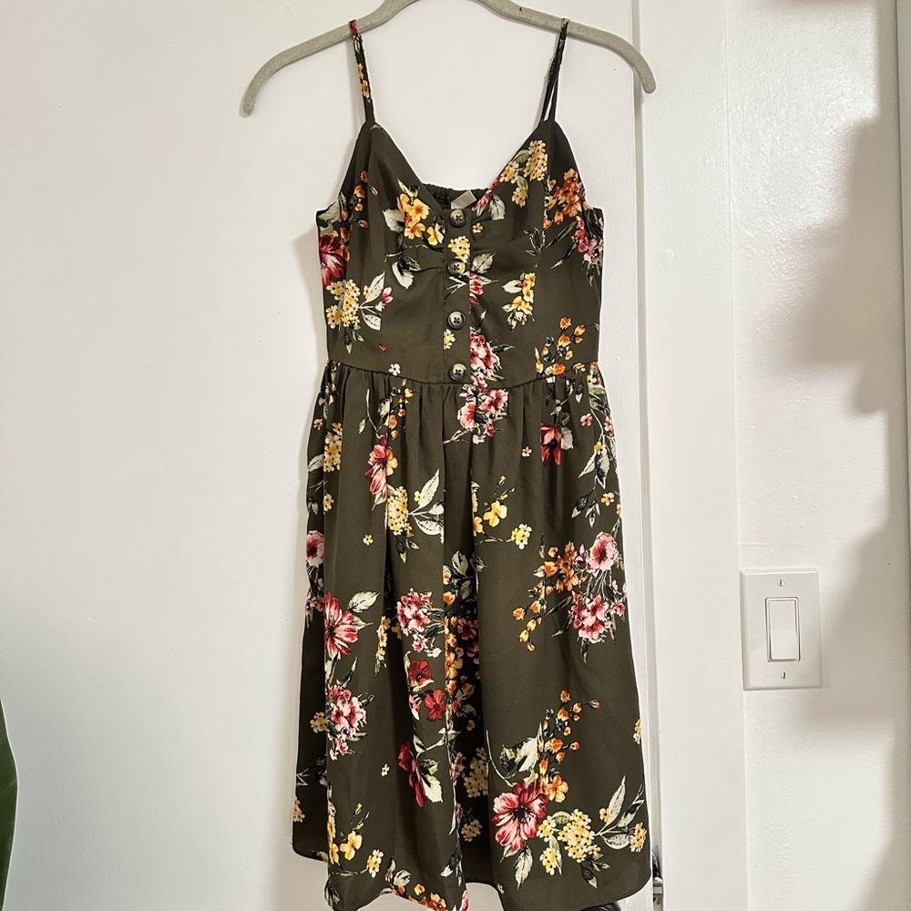Xhilaration Floral Midi Dress - Black and Red